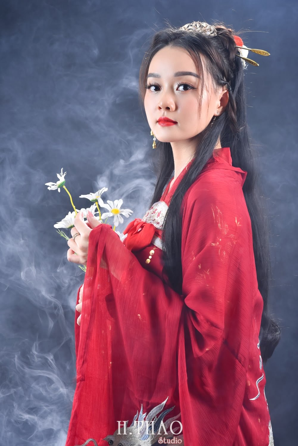 anh co trang trong studio 8 - Chụp ảnh nghệ thuật cổ trang tuyệt đẹp với phim trường Blue