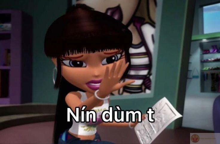 Cười nhếch mép khinh bỉ trở thành biểu tượng đặc trưng của sự châm biếm hài