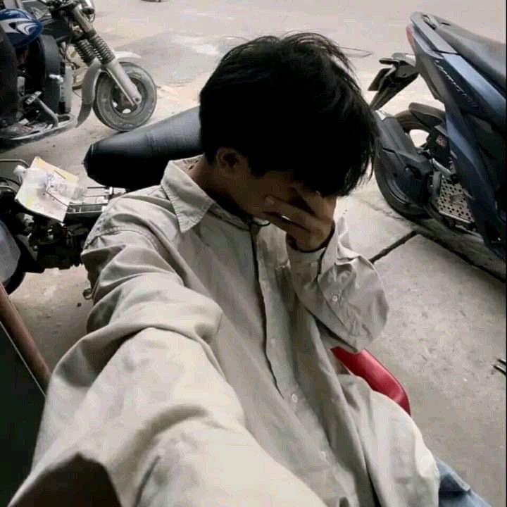 Một chiếc ảnh trai đẹp 2k8 đáng yêu khiến cộng đồng mạng bàn tán rôm rả