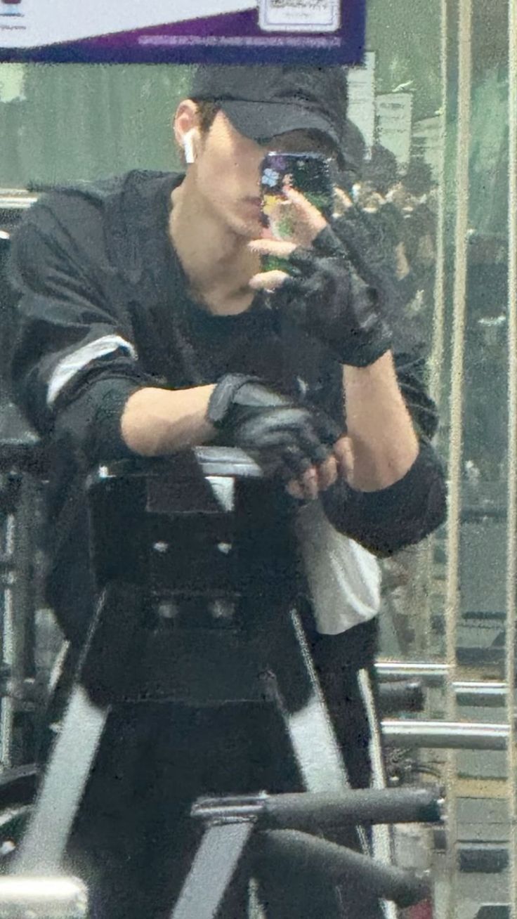 Cách chụp ảnh trước gương trong nhà tắm