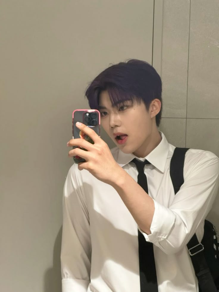 Gương phản chiếu thế giới nội tâm