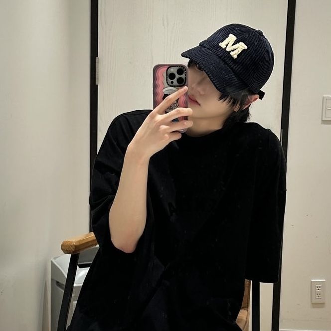 Mặt thì che, ngầu thì để