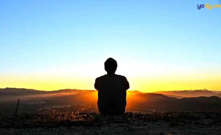 ảnh chụp sau lưng nam buồn