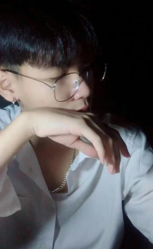 99+ Hình Ảnh Trai Đẹp Che Mặt Ngầu Chất Chơi Nhất VN