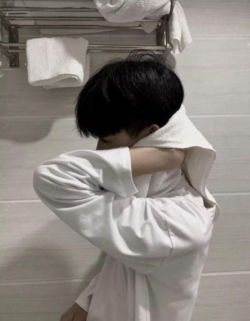 99+ Hình Ảnh Trai Đẹp Che Mặt Ngầu Chất Chơi Nhất VN