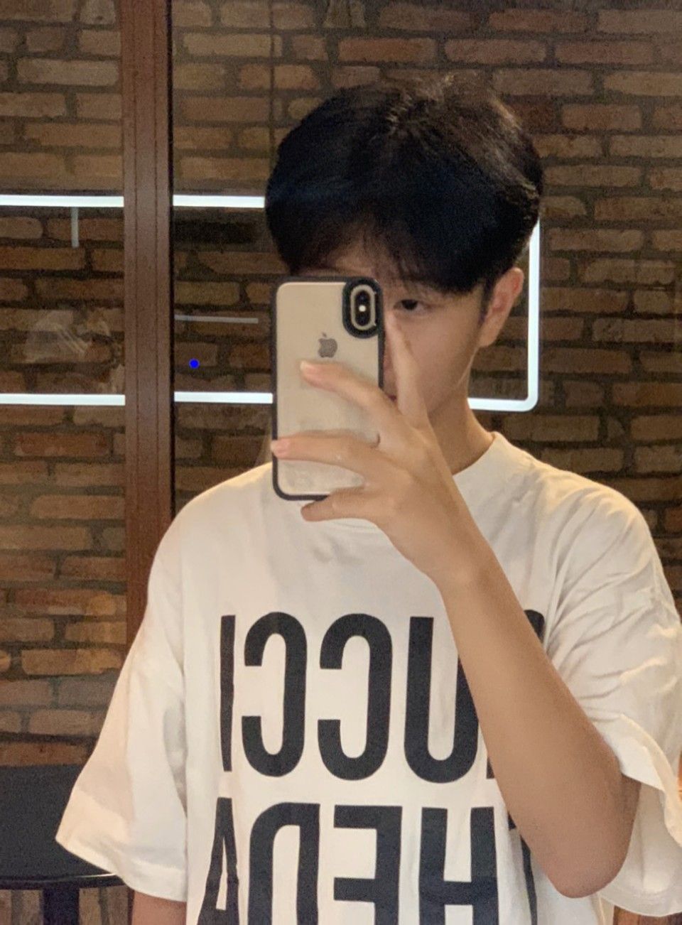 Bộ ảnh trai đẹp 2k10 gây chú ý nhờ sự giản dị trong từng khoảnh khắc