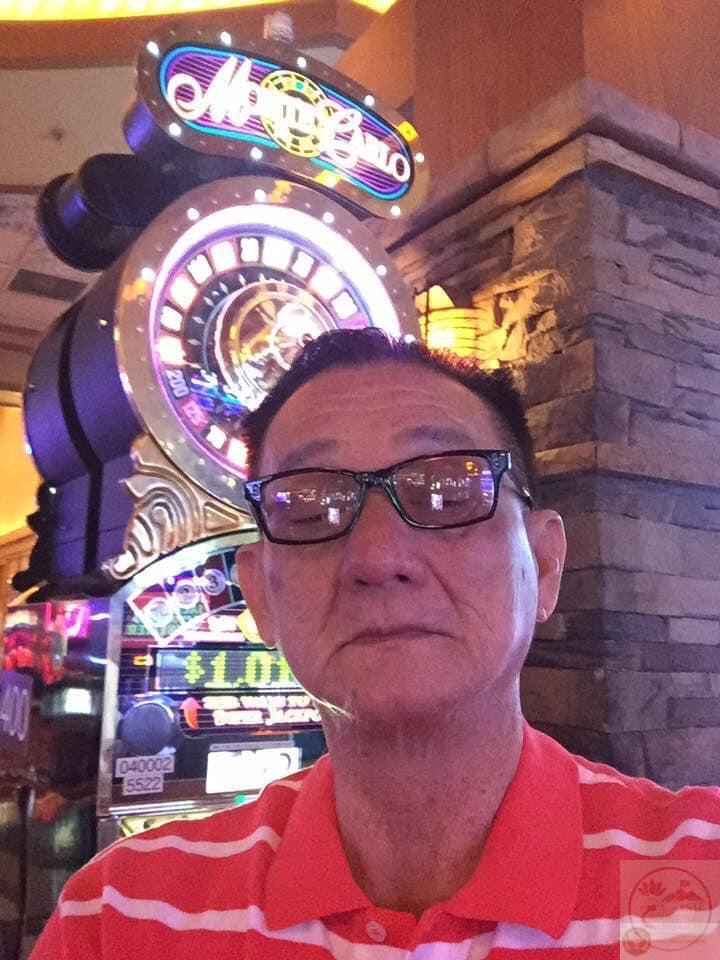 Một khoảnh khắc ngẫu nhiên biến thành biểu tượng cười không ngớt trên mạng