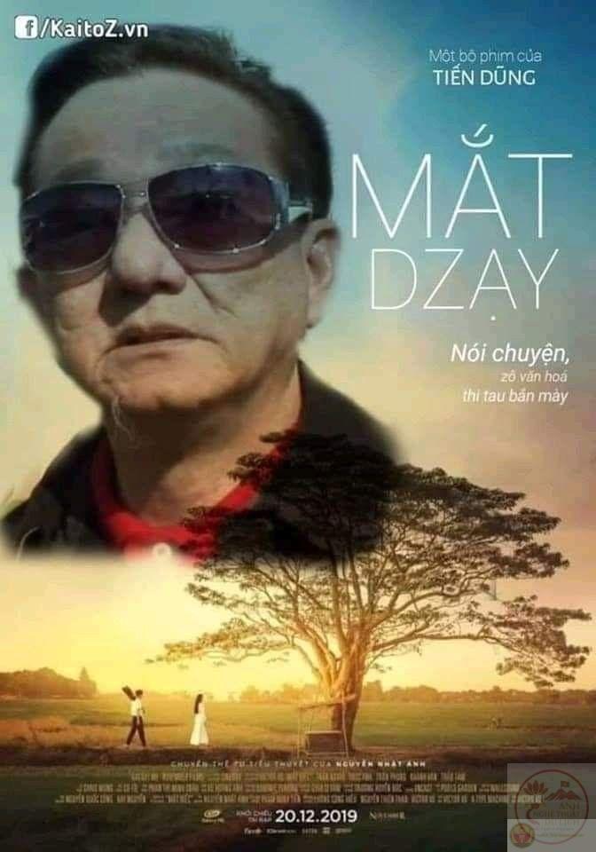 Trần Dần xuất hiện cùng ánh mắt nghiêm nghị nhưng khiến ai nấy bật cười