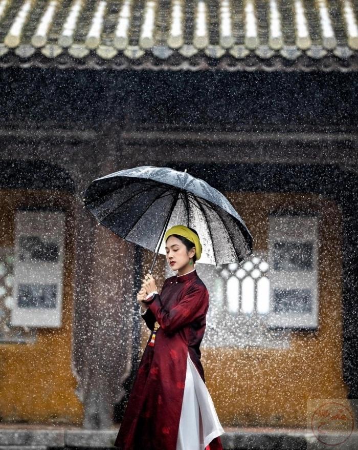 Những khoảnh khắc mưa Huế để lại ấn tượng lãng mạn khó phai nhòa