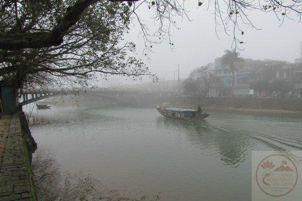 Không gian Huế trong mưa gợi nên nỗi niềm dịu dàng và lắng đọng