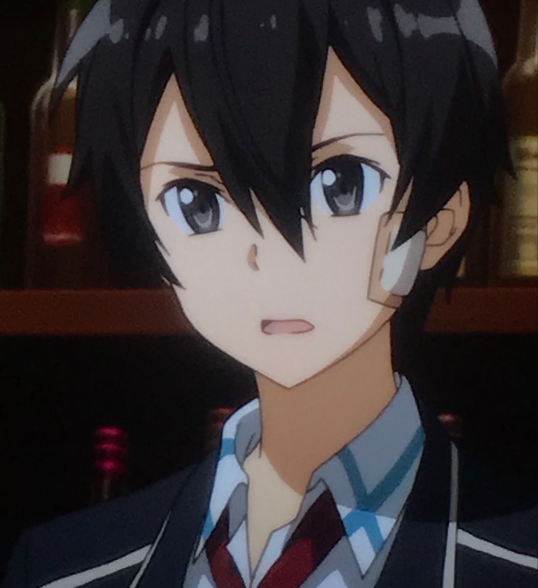 Góc nghiêng Kirito trong tấm này đúng chuẩn mỹ nam anime