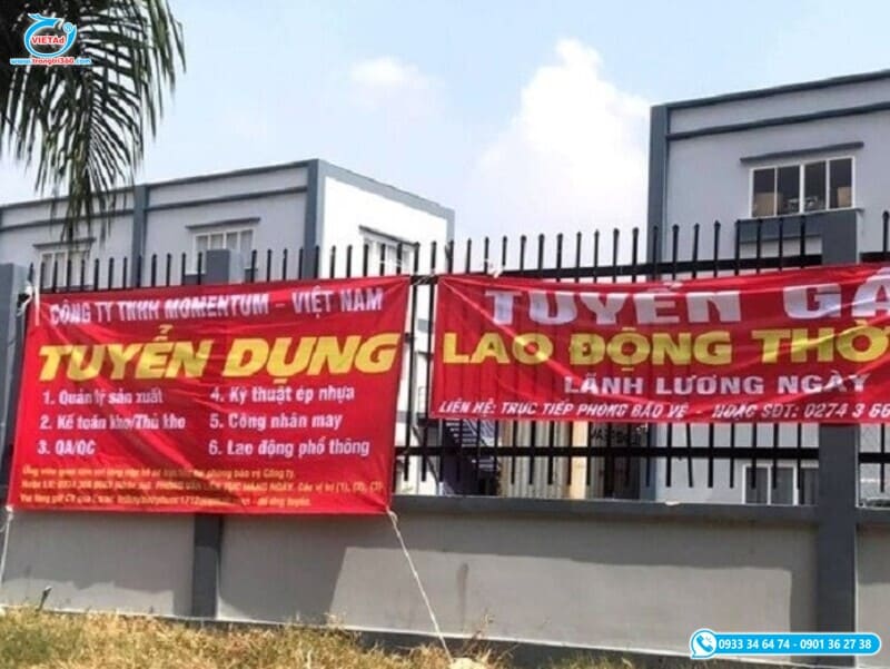 Một số lưu ý khi treo băng rôn tuyển dụng