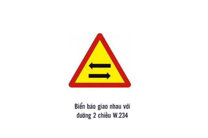 Biển báo giao nhau với đường hai chiều W.234
