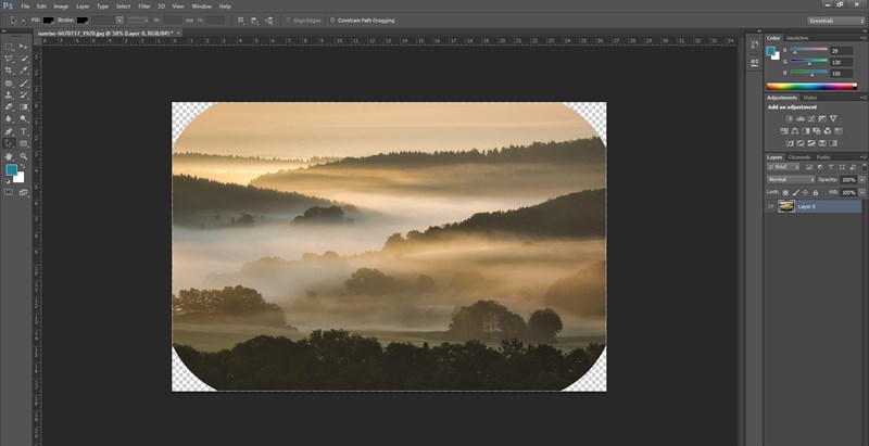 Nhấn phím Delete để xóa phần thừa phía ngoài phần bo góc 