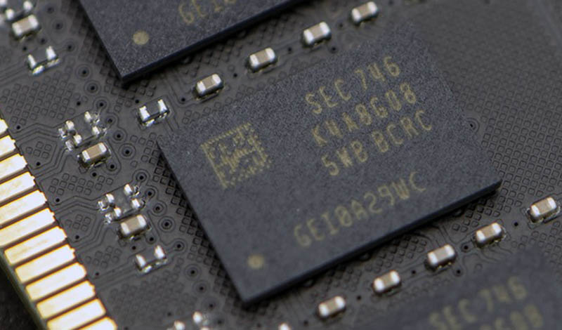 Bộ nhớ trong trên điện thoại, máy tính là gì? Bao gồm những gì?