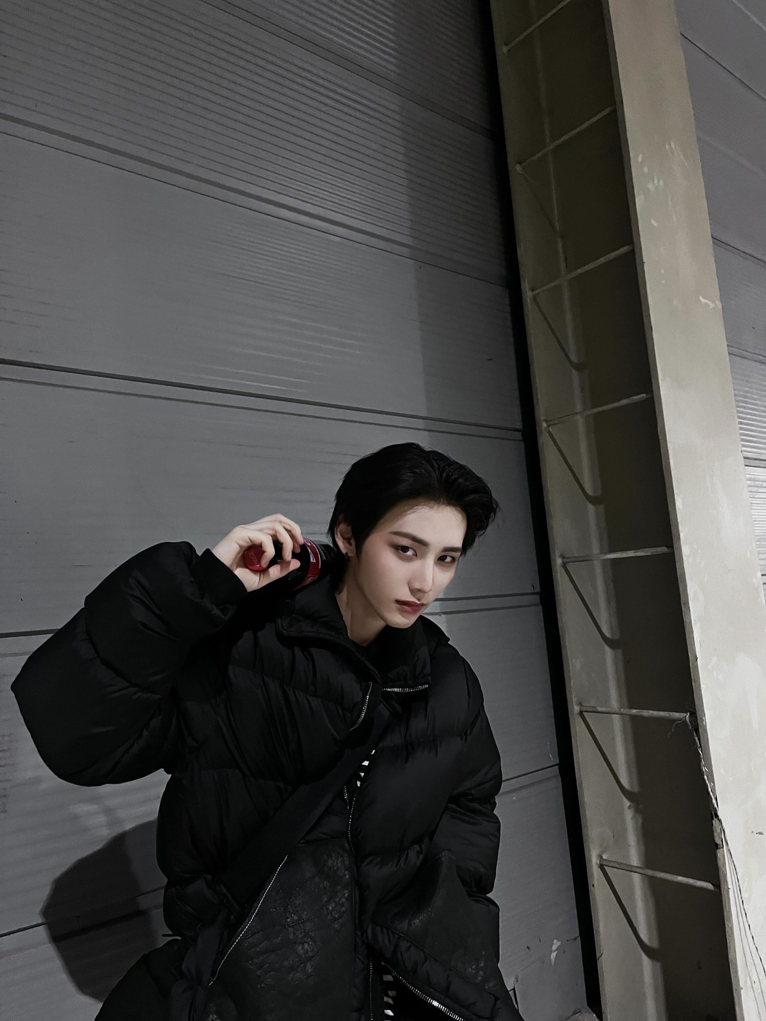 Lặng lẽ giữa phố đông, ánh sáng cũng dừng lại