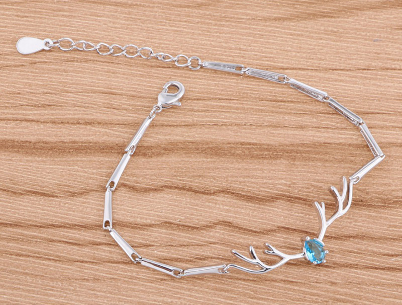 Đồ vật đem lại may mắn ở Italia là những chiếc sừng