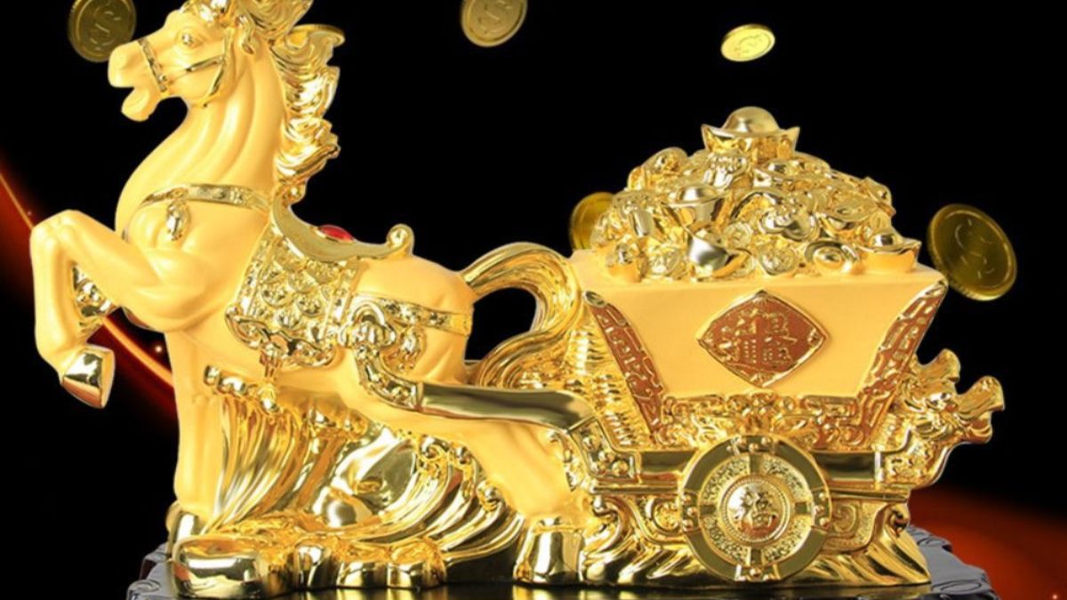 Mang con ngựa may mắn đi thi