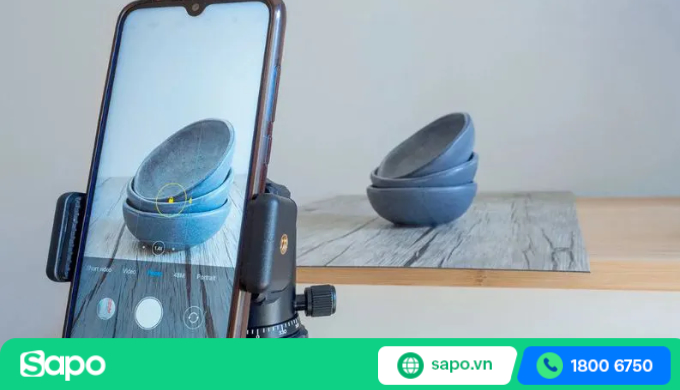 Lấy nét và giữ máy ảnh chắc chắn đảm bảo ảnh chụp sản phẩm đẹp