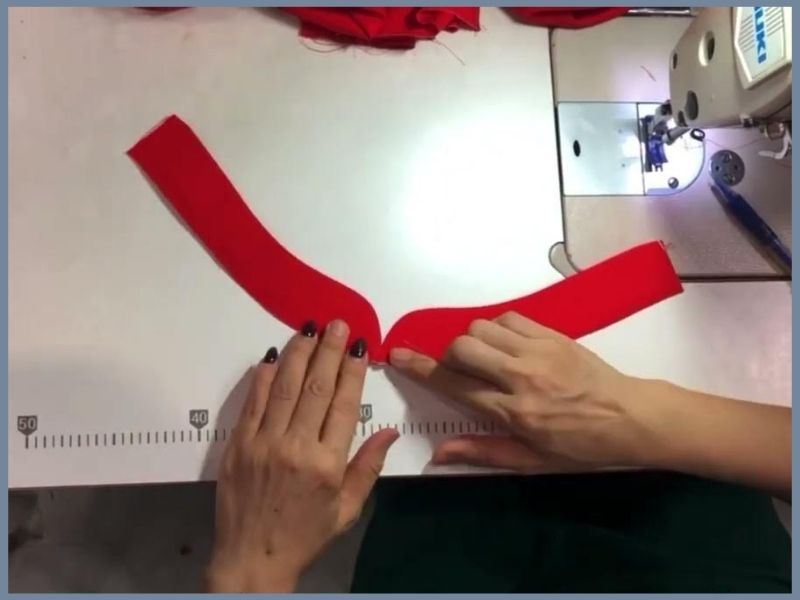 cách sửa cổ áo dài bị rộng