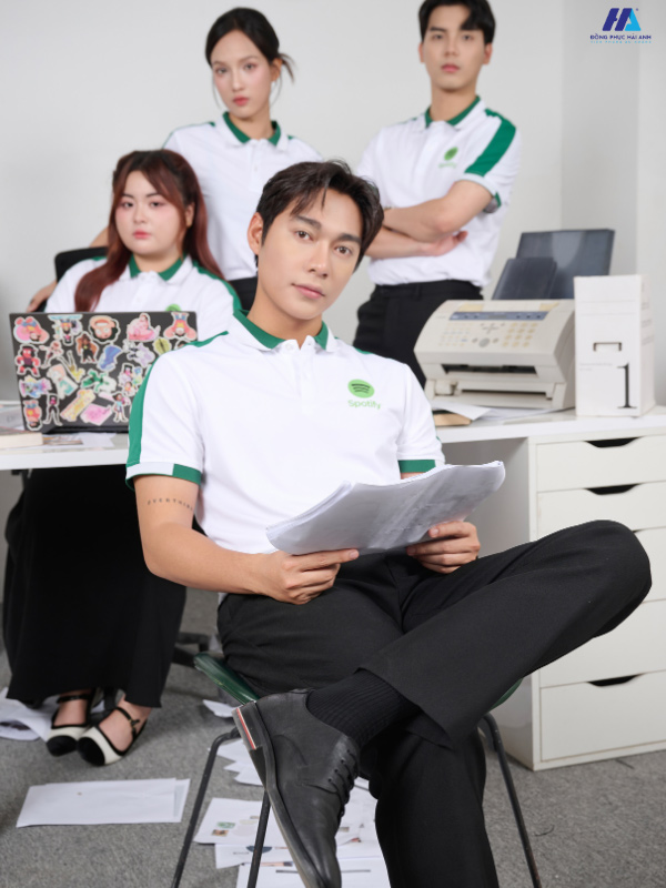 Những câu hỏi thường gặp về tiếng Anh liên quan đến đồng phục