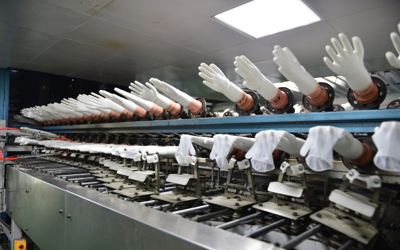 isopren-trong-san-xuat-gang-tay