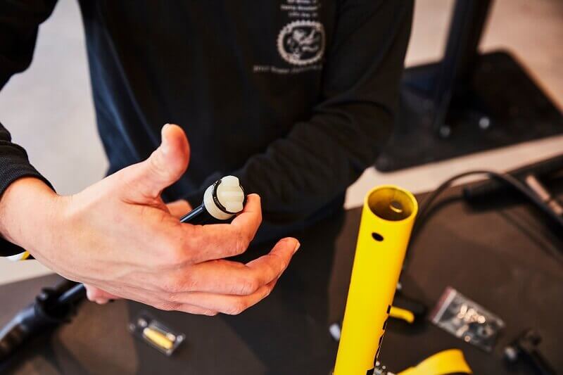 bơm xe đạp bị hỏng