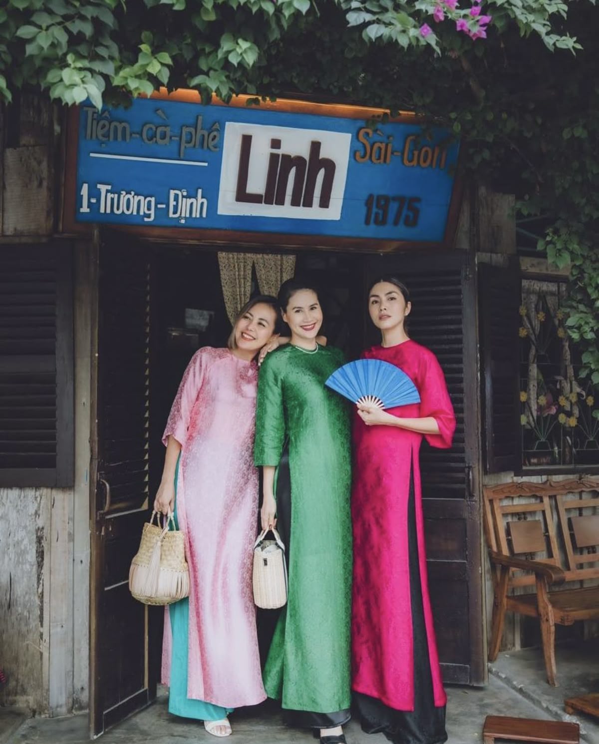 Mỗi dáng đứng như một bài thơ