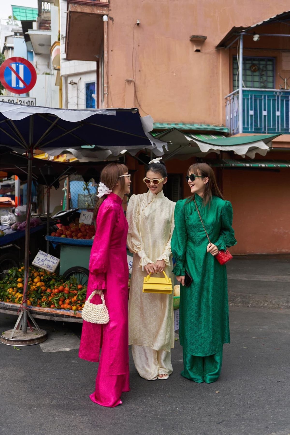 Một khung trời yên tĩnh ôm lấy thanh xuân