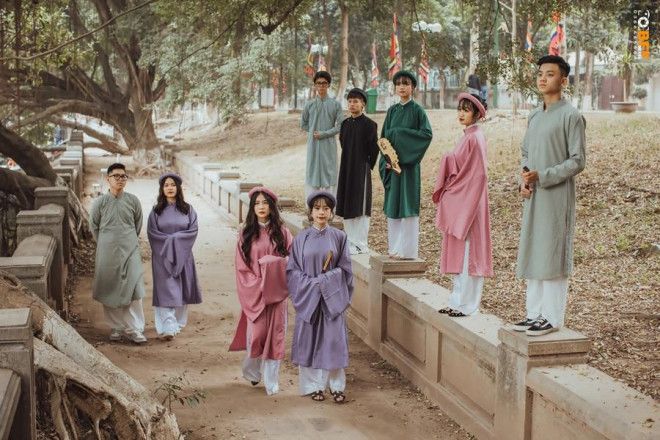 Bước chân cùng nhau qua bao mùa kỷ niệm