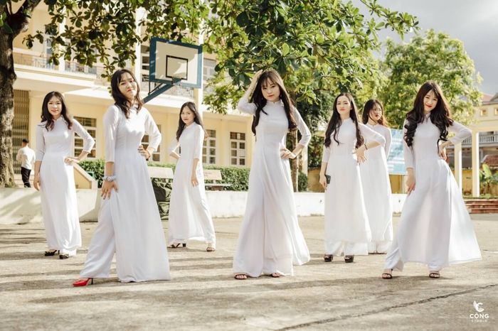 Cùng nhau giữ lại những mùa hoa đẹp nhất