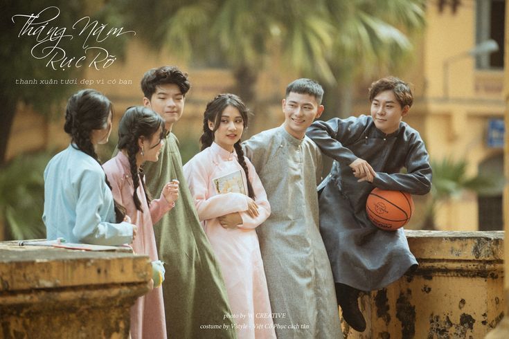 Áo dài ôm trọn vẻ đẹp thuần khiết