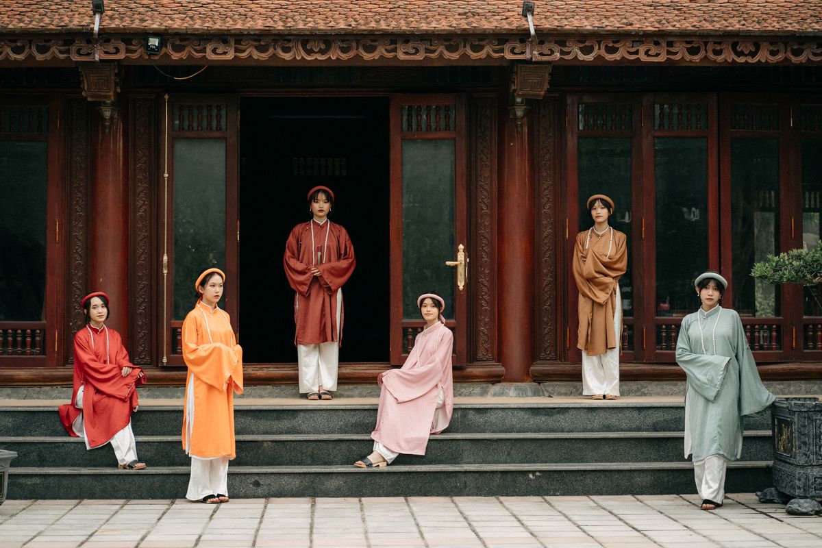 Cùng nhau bước qua những mùa kỷ niệm