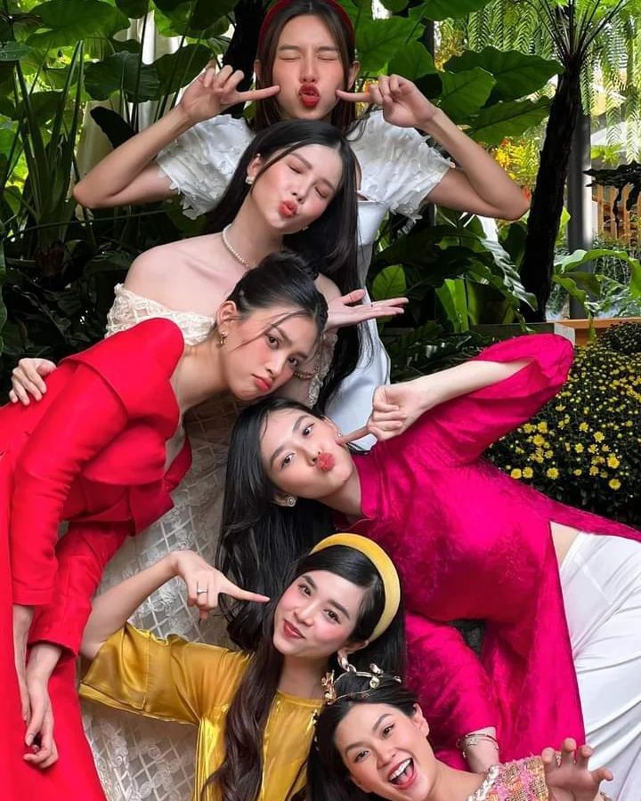 Nét đẹp ấy vượt qua cả thời gian