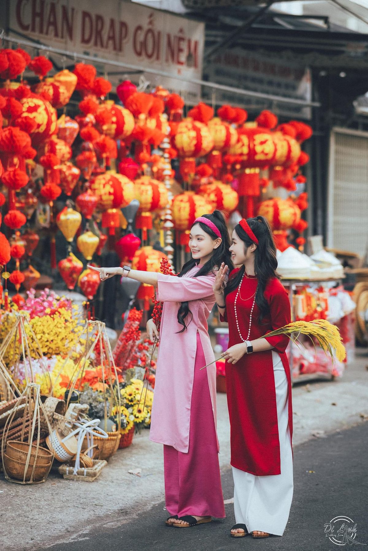 Dáng ai thướt tha như lời thơ không chữ