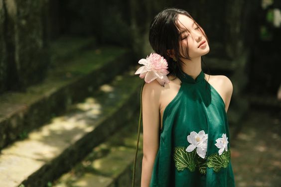 bo-anh-ao-yem-hoa-sen