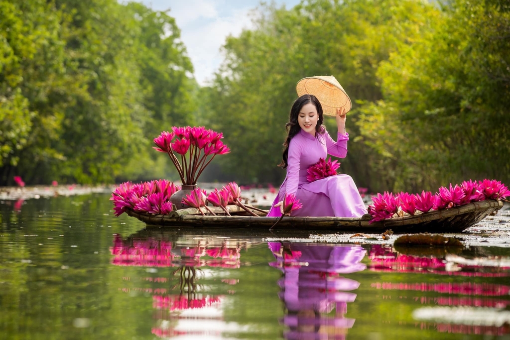 Tour chụp ảnh hoa súng chùa Hương 1 ngày - Thái An Travel 4