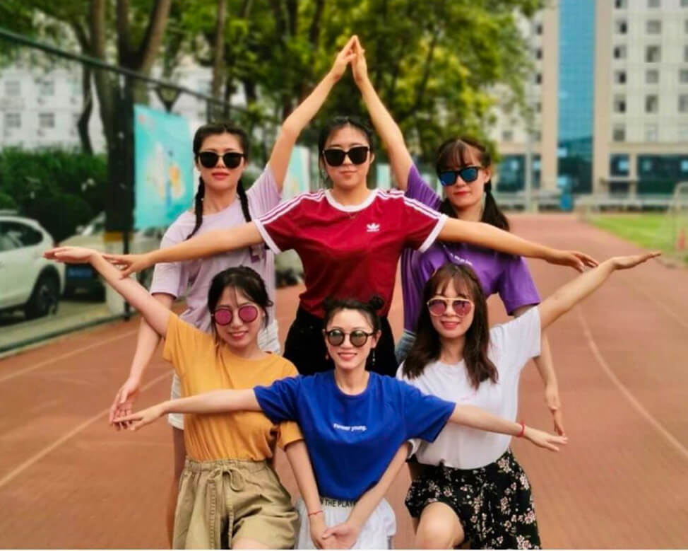 Top 10 cách chụp ảnh nhóm lầy lội cho 6 người siêu độc