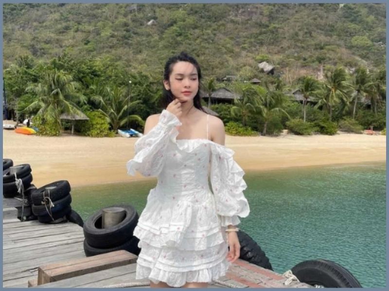 chụp ảnh ở biển nên mặc gì