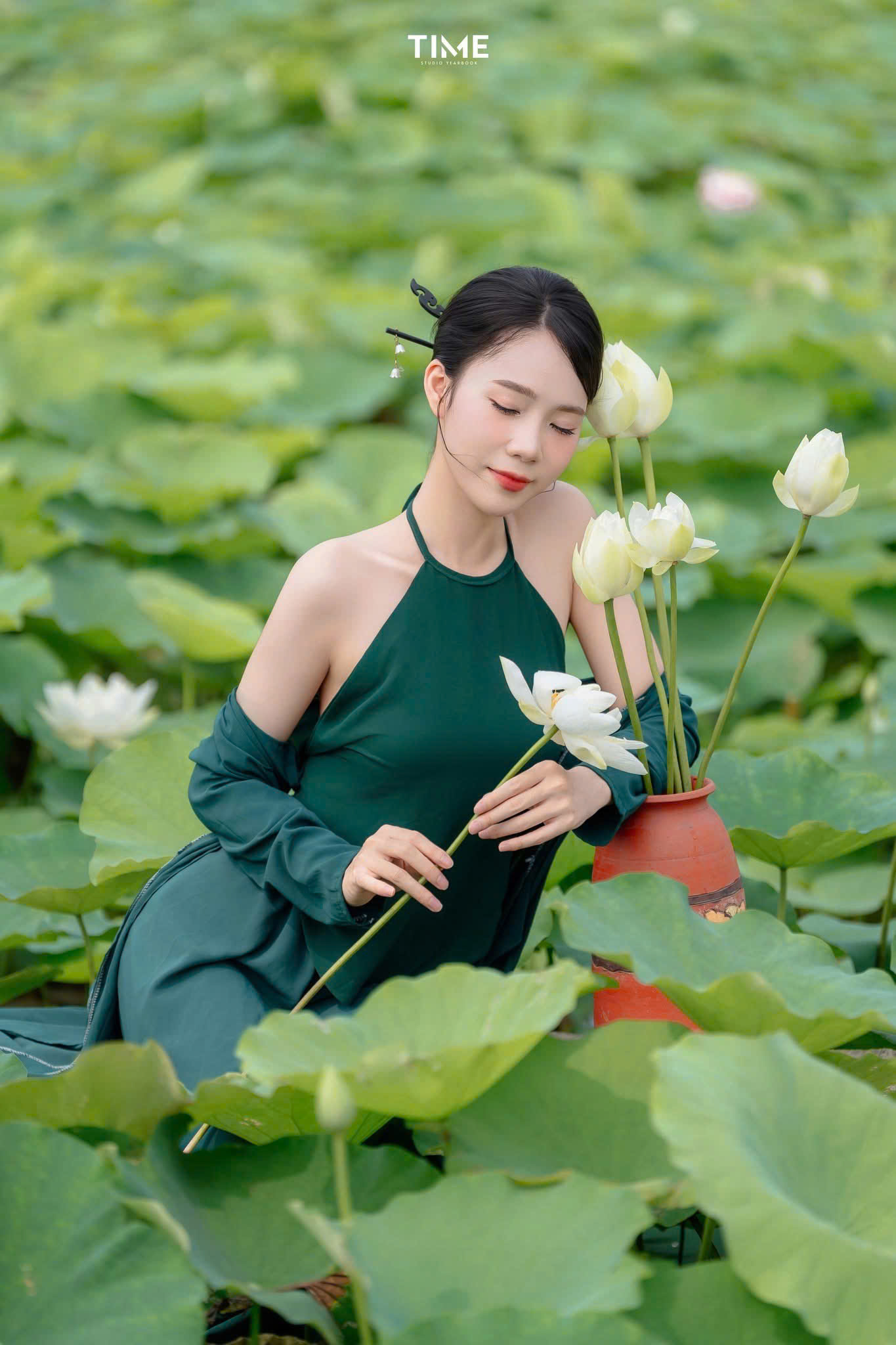 gợi ý tạo dáng chụp sen