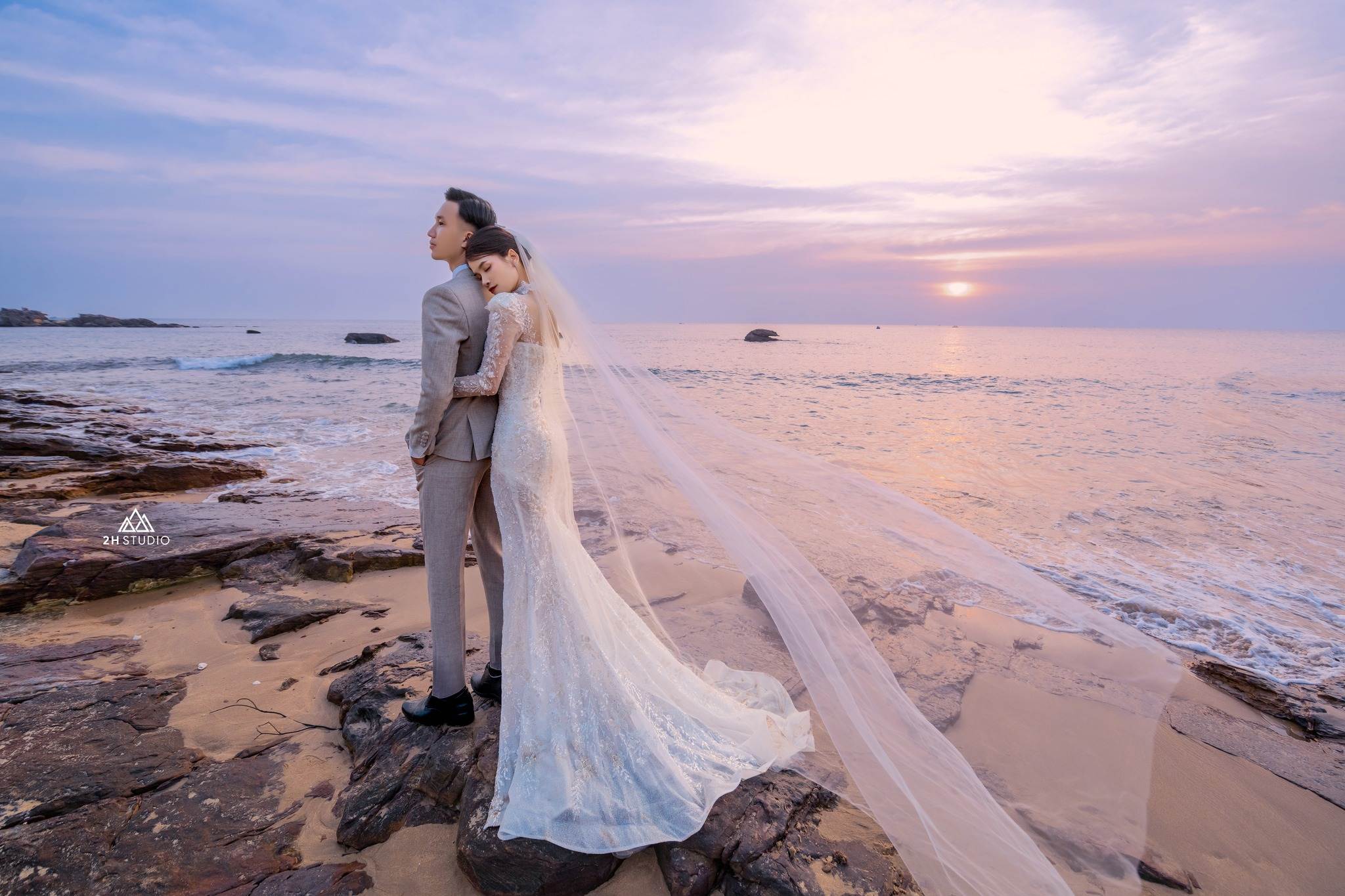 Bên nhau trong một khung cảnh đẹp