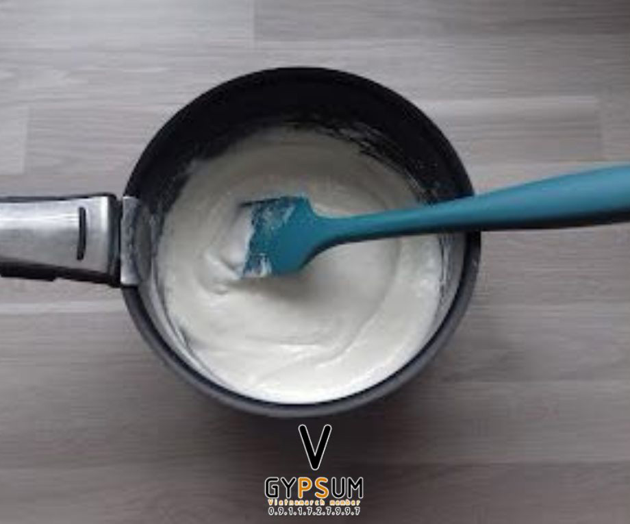 Thạch cao khan có công thức là? Đặc điểm và ứng dụng