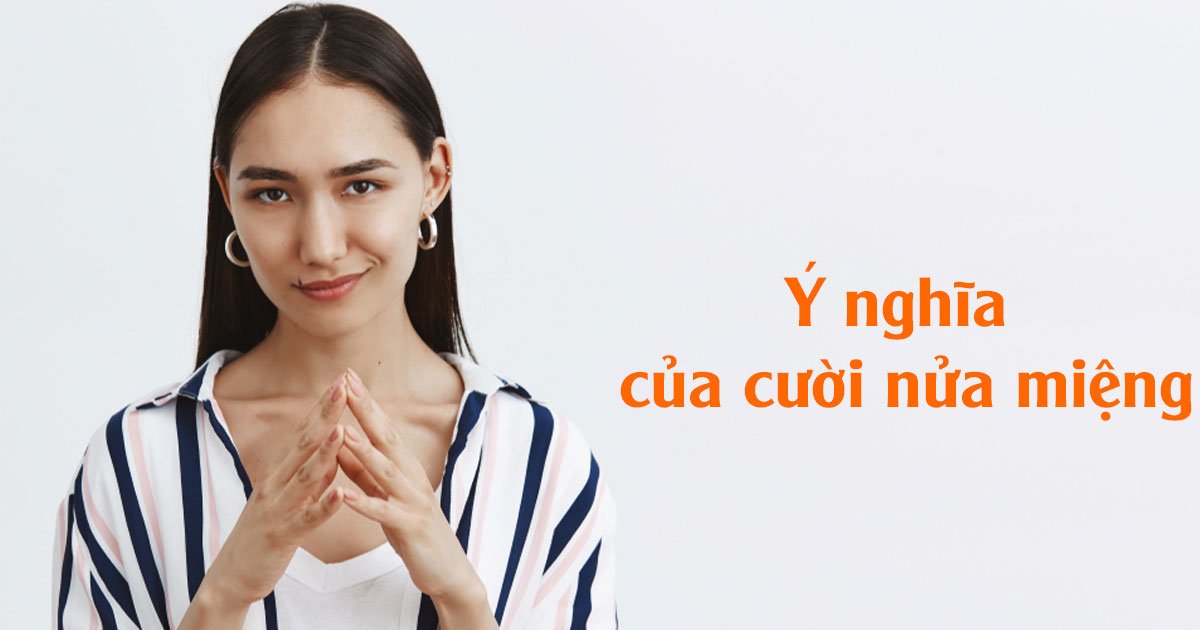 Hình ảnh nụ cười nửa miệng