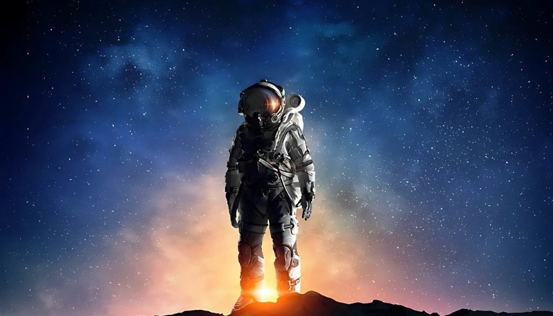 Hình nền phi hành gia đầy khí chất cho máy tính
