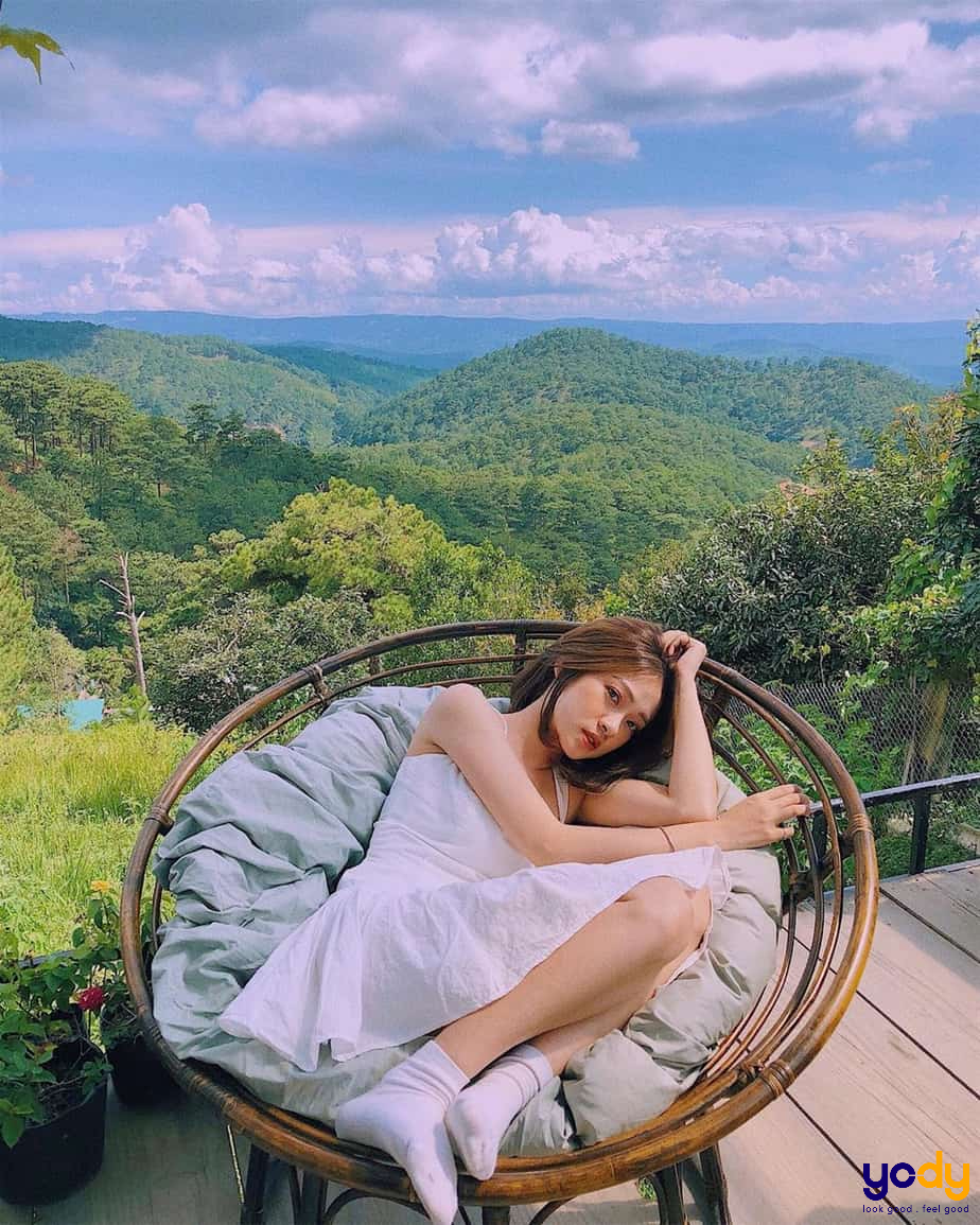 cách tạo dáng chụp ảnh ngồi ghế