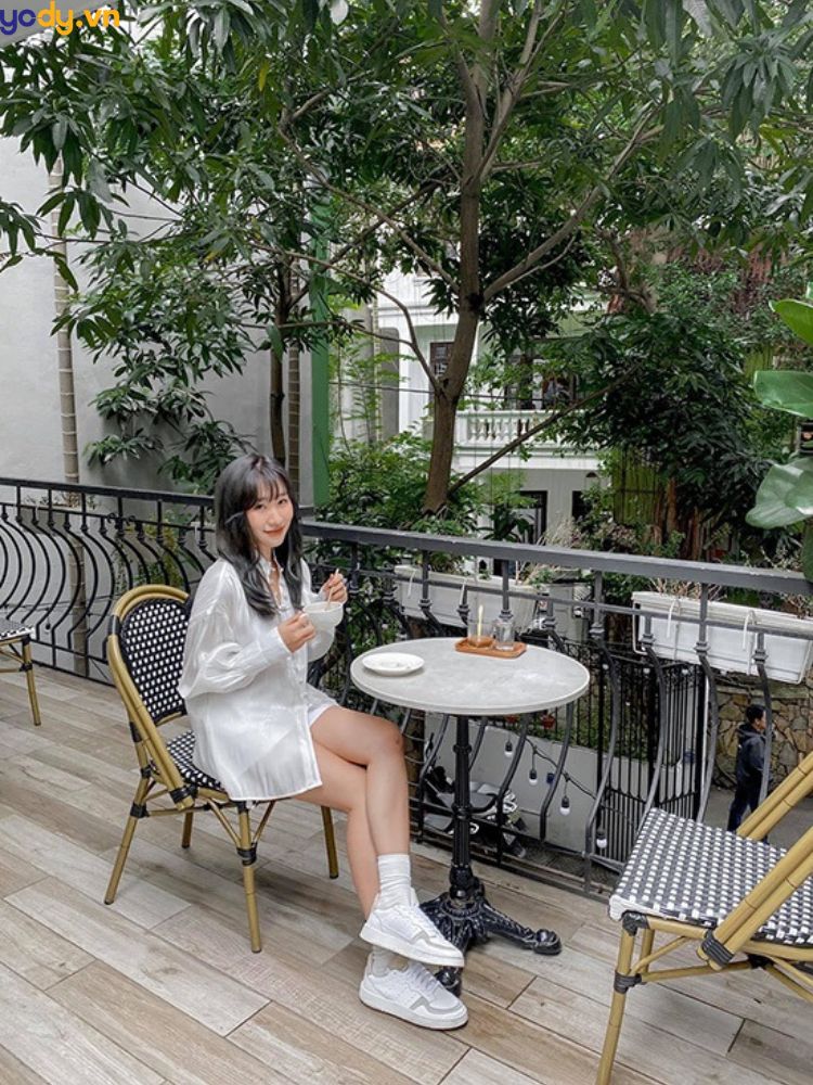 Tạo dáng chụp ảnh cười thật tươi