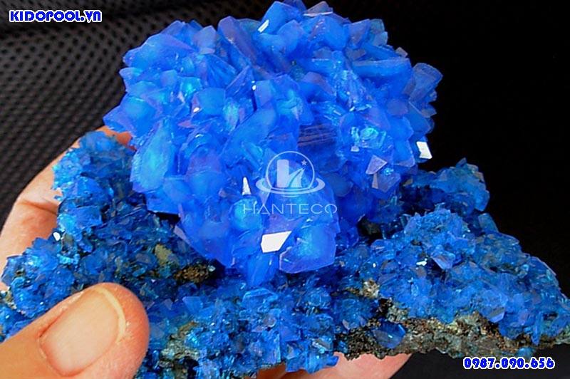 hinh the cua dong sunfat ngam nuoc