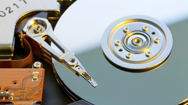 Đĩa cứng là bộ nhớ trong hay ngoài?