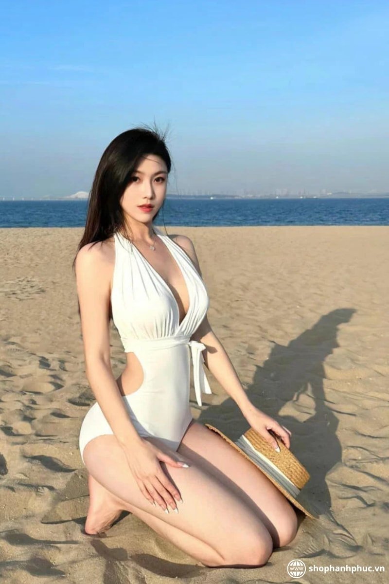 Hot girl mặc bikini đẹp nhất việt nam