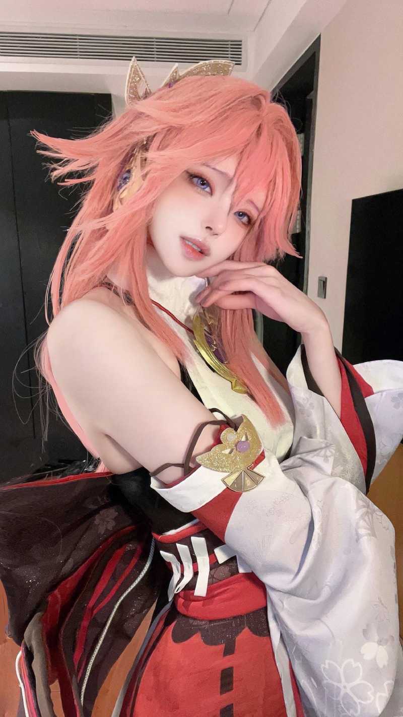 Cosplay Yae Miko đáng yêu